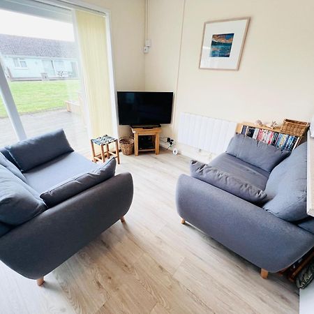 2 Bedroom Bungalow Sv58, Seaview, Isle Of Wight Free Wi-Fi Екстер'єр фото
