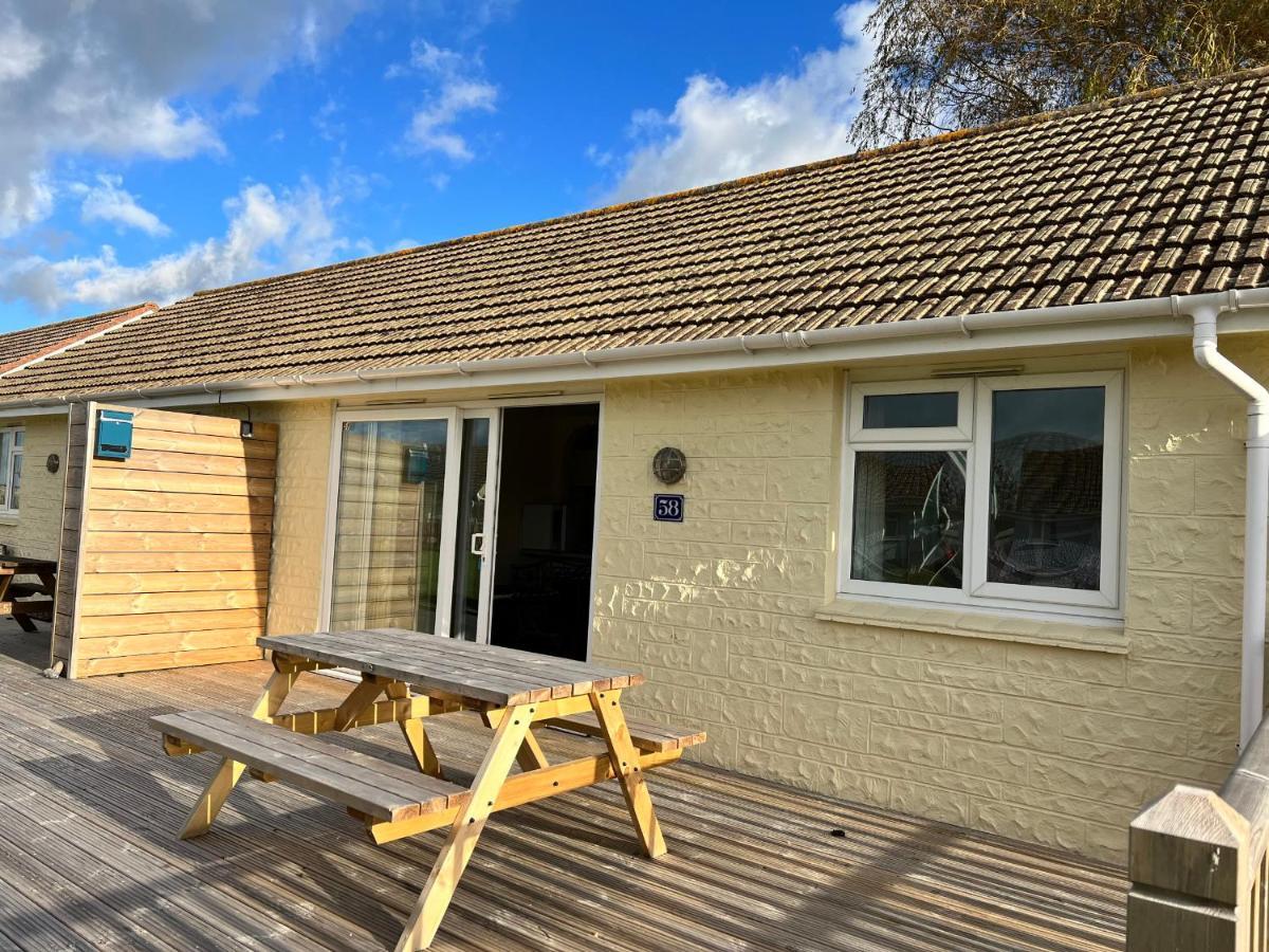 2 Bedroom Bungalow Sv58, Seaview, Isle Of Wight Free Wi-Fi Екстер'єр фото