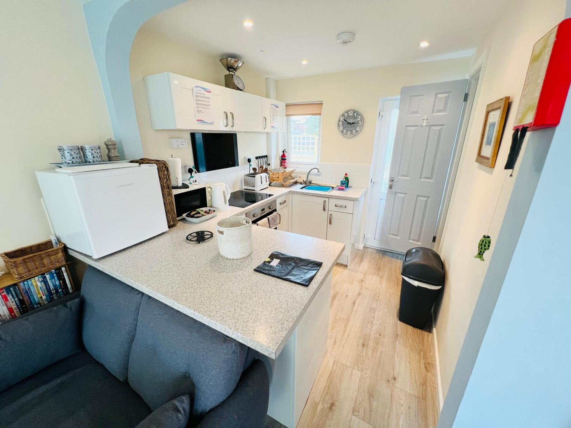 2 Bedroom Bungalow Sv58, Seaview, Isle Of Wight Free Wi-Fi Екстер'єр фото